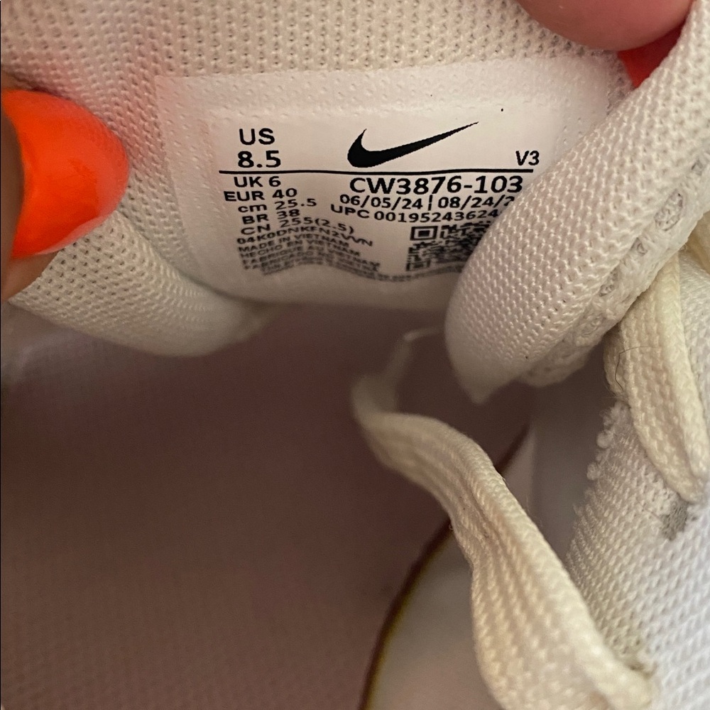 Nike | NIB Women's Nike Zoom Air Fire Sneakers - Picture 8 of 11